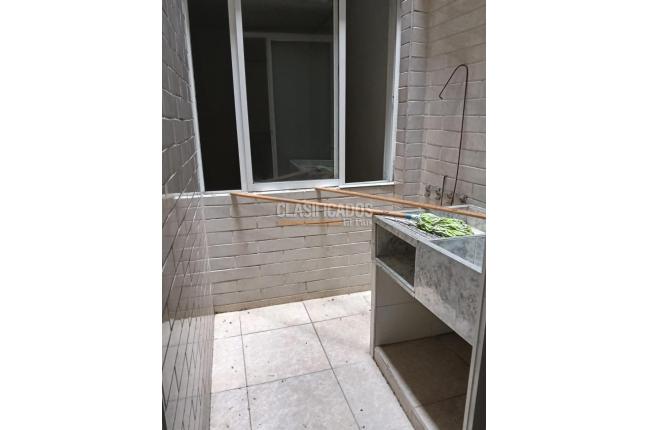 Edificios, Venta, Primero de Mayo - $750.000.000