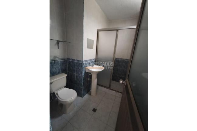 Edificios, Venta, Primero de Mayo - $750.000.000