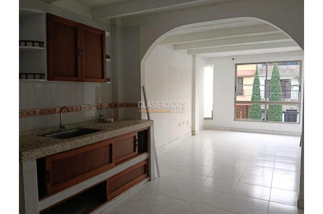 Edificios, Venta, Primero de Mayo - $750.000.000