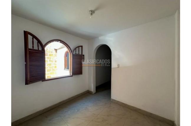 Casas, Venta, Paseo de los Almendros - $500.000.000