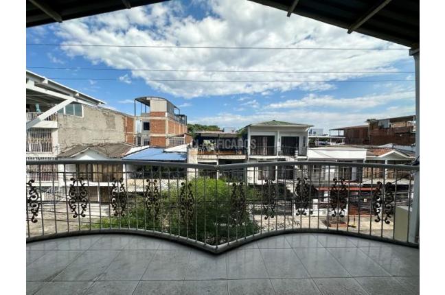 Casas, Venta, Paseo de los Almendros - $500.000.000