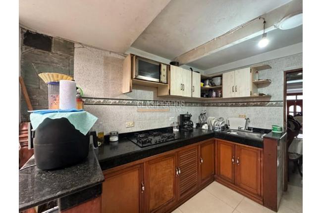 Casas, Venta, Paseo de los Almendros - $500.000.000