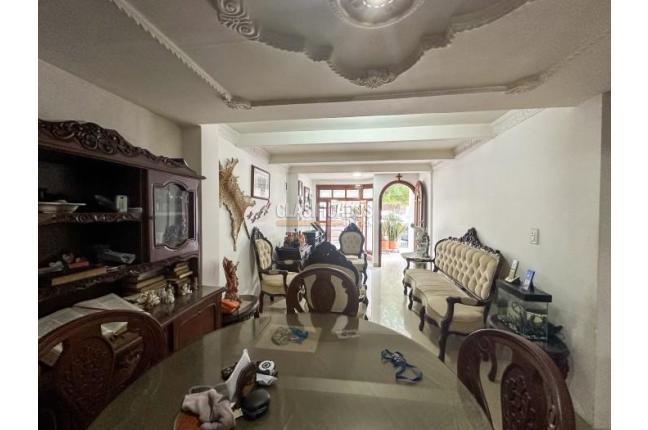 Casas, Venta, Paseo de los Almendros - $500.000.000