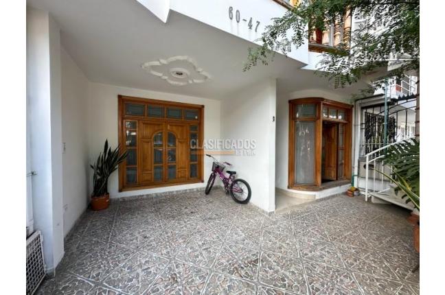 Casas, Venta, Paseo de los Almendros - $500.000.000