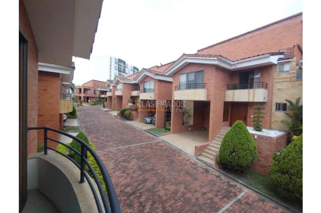 Casas, Venta en Cristales