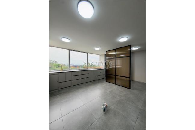 Oficinas y Consultorios, Alquiler en San Fernando