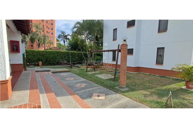 Apartamentos, Alquiler, Tejar de las Quintas - $2.000.000
