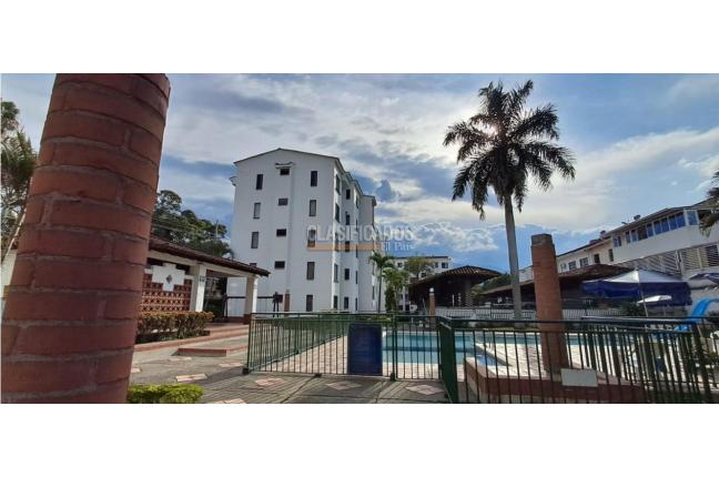 Apartamentos, Alquiler, Tejar de las Quintas - $2.000.000