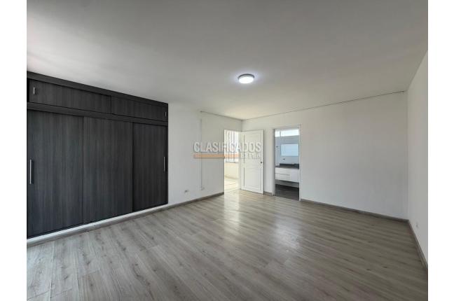 Apartamentos, Venta, Versalles - $590.000.000