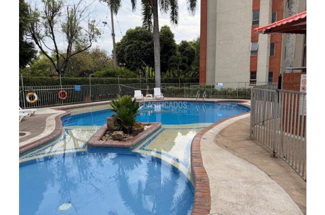 Apartamentos, Venta en Las Quintas de Don Simón