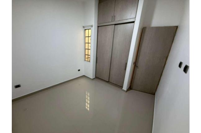Apartamentos, Alquiler, Colseguros - $1.400.000