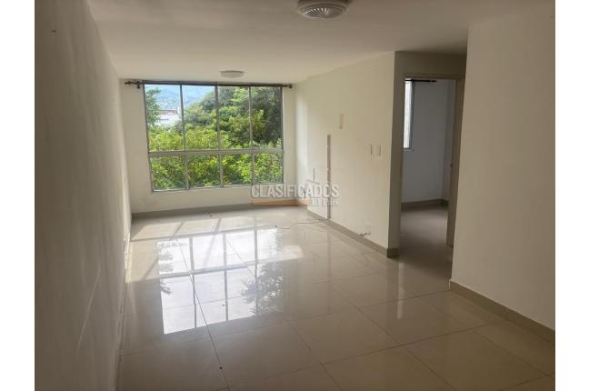 Apartamentos, Alquiler, Ciudad Capri - $2.500.000