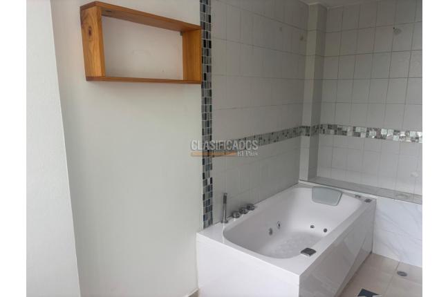 Apartamentos, Alquiler, Ciudad Capri - $2.500.000