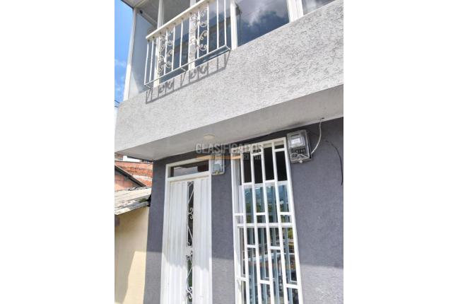 Casas, Alquiler, Dos Quebradas - $850.000