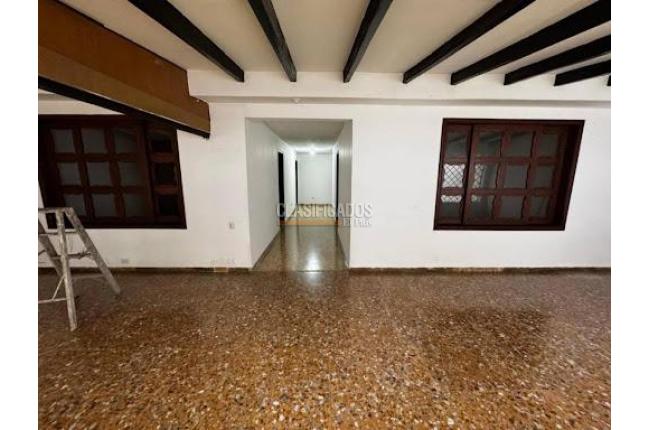 Casas, Alquiler, Cuarto de Legua - $6.000.000