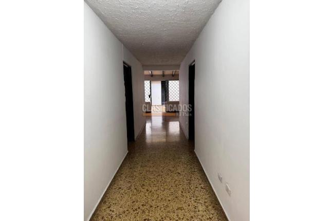 Casas, Alquiler, Cuarto de Legua - $6.000.000