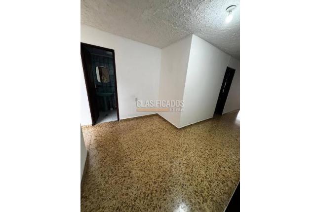 Casas, Alquiler, Cuarto de Legua - $6.000.000