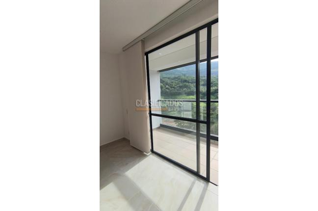 Apartaestudios, Alquiler, Chipichape - $1.900.000