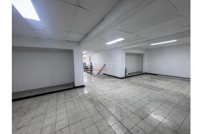 Locales y Bodegas, Alquiler, San Vicente - $2.200.000