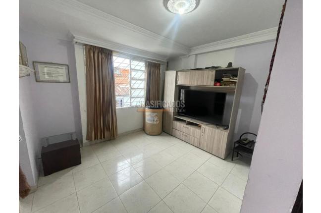 Casas, Venta, 20 de Julio - $320.000.000