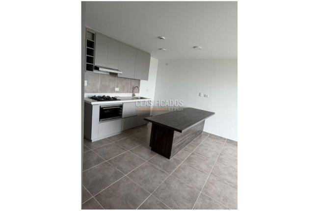 Apartamentos, Alquiler, Dos Quebradas - $2.200.000