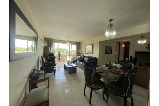 Apartamentos, Venta en Las Quintas de Don Simón