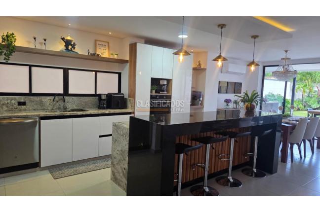 Casas, Venta, Las Mercedes - $1.200.000.000