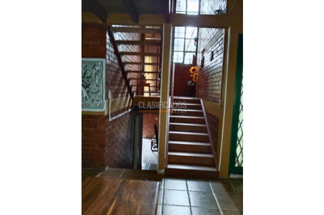 Casas, Venta, Montebello - $450.000.000