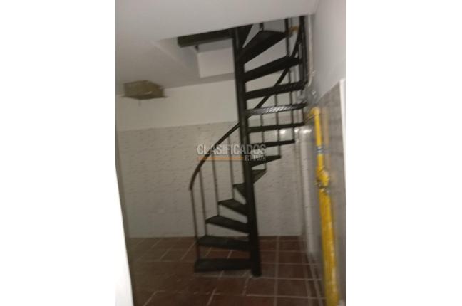 Locales y Bodegas, Venta, Centenario - $260.000.000