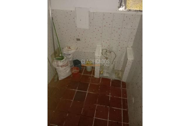 Locales y Bodegas, Venta, Centenario - $260.000.000