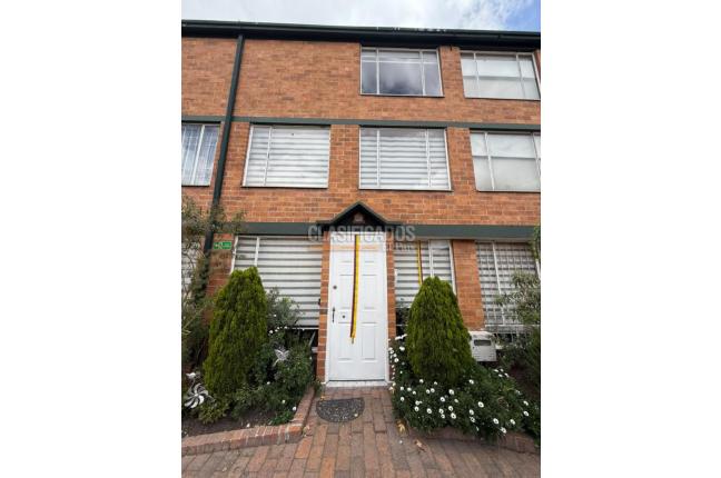 Casas, Alquiler, Bogotá - $3.200.000