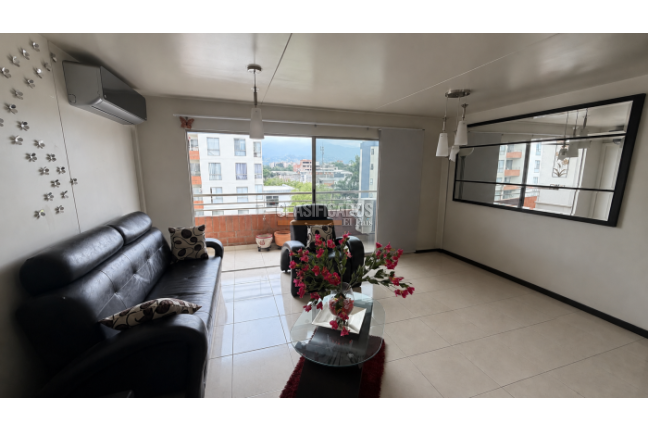 Apartamentos, Venta en Valle del Lili