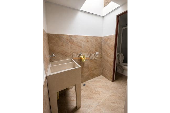 Casas, Venta, Floralia - $250.000.000