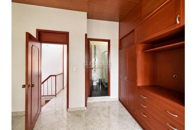 Casas, Venta, Villa del Sol - $320.000.000