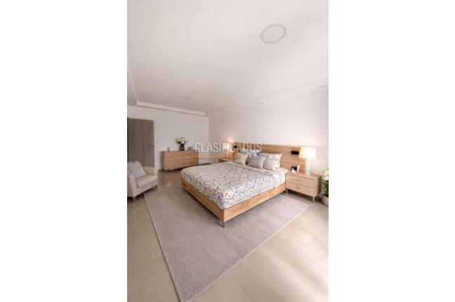 Casas, Venta, La Merced - $740.000.000