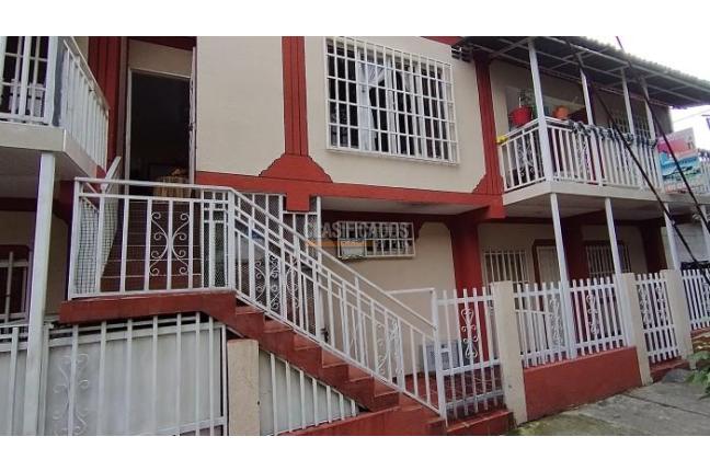 Casas, Venta en Ciudad Córdoba