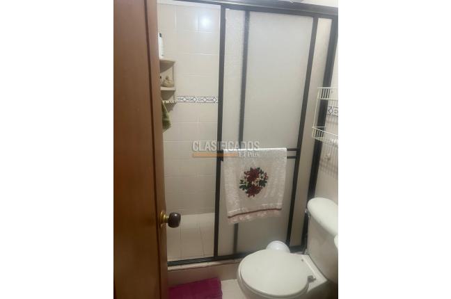 Casas, Venta, Guadalupe - $600.000.000