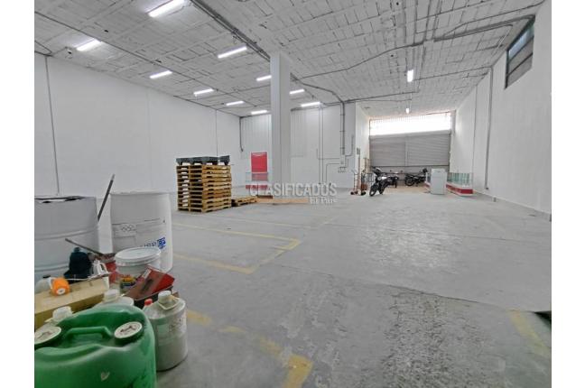 Locales y Bodegas, Alquiler, Junín - $13.000.000