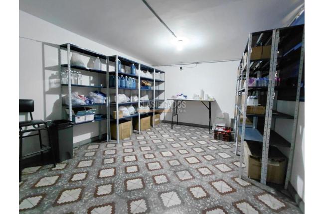 Locales y Bodegas, Alquiler, Junín - $4.000.000
