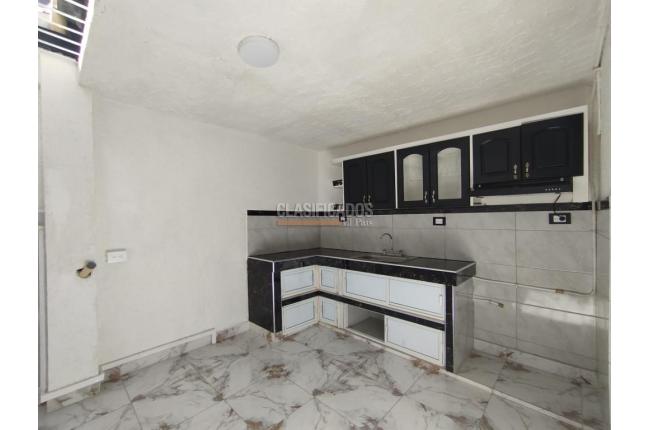 Casas, Alquiler, Candelaria - $800.000