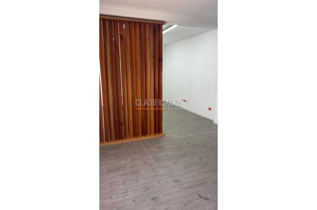 Oficinas y Consultorios, Venta en Santa Mónica Norte