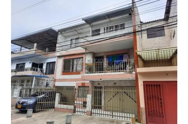 Edificios, Venta en La Base