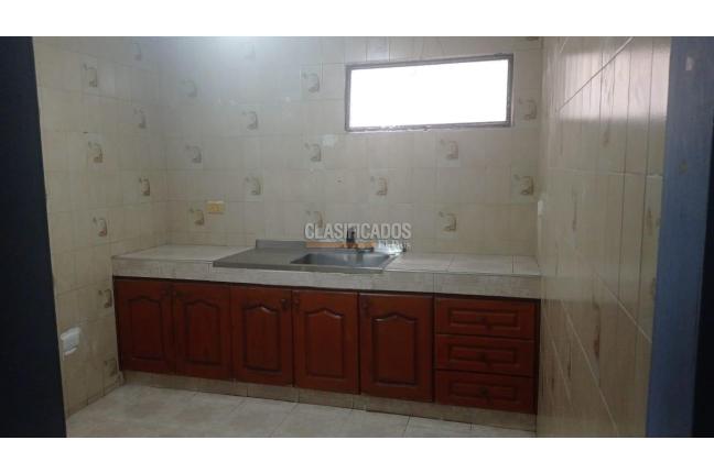 Edificios, Venta, La Base - $530.000.000