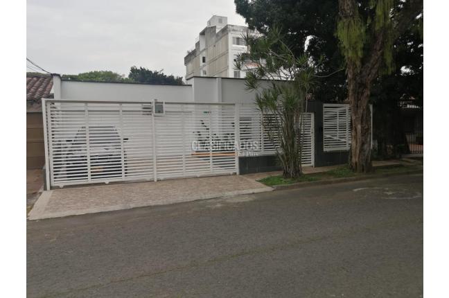 Casas, Venta en Ciudad Jardín