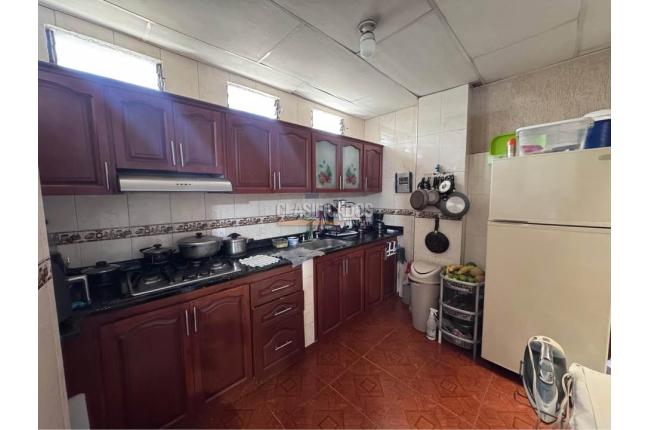 Apartamentos, Venta, Villacolombia - $240.000.000
