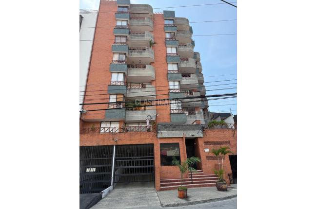 Apartamentos, Venta, Miraflores - $450.000.000