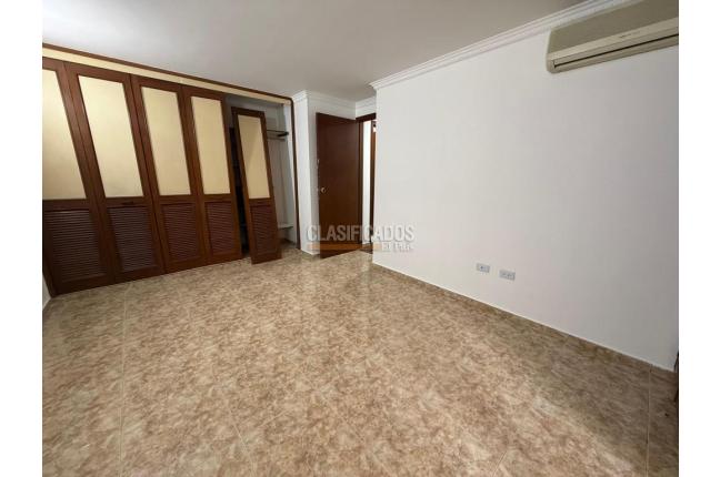Apartamentos, Venta, Miraflores - $450.000.000