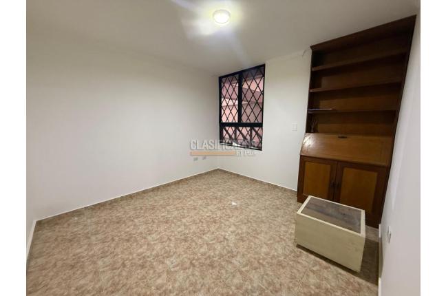 Apartamentos, Venta, Miraflores - $450.000.000