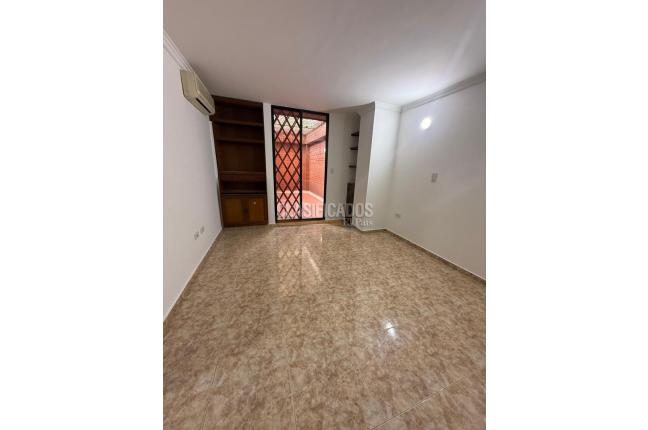 Apartamentos, Venta, Miraflores - $450.000.000