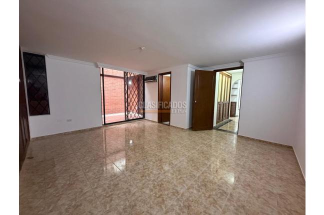 Apartamentos, Venta, Miraflores - $450.000.000